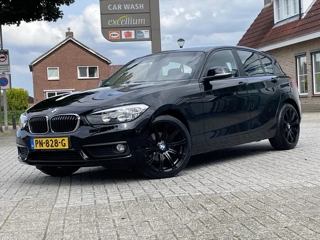 BMW 1-Serie (2016) — foto 1
