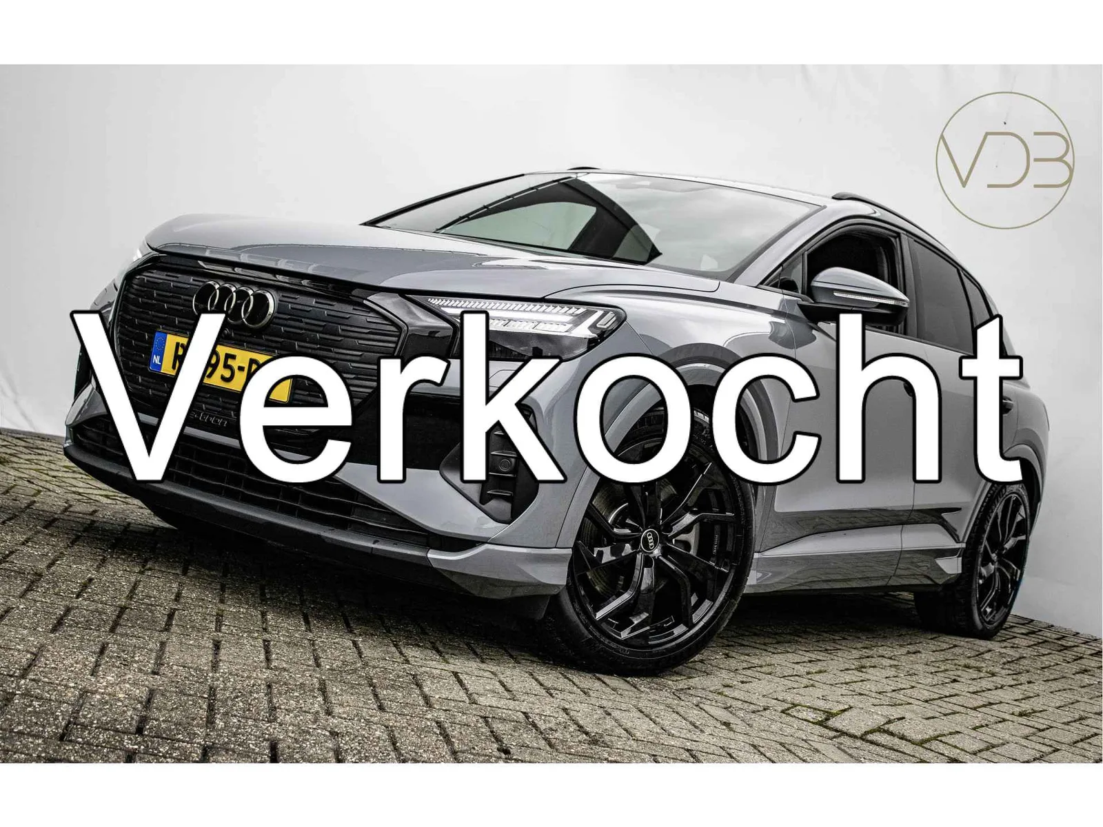 Audi Q4 e-tron (2022) — foto 1
