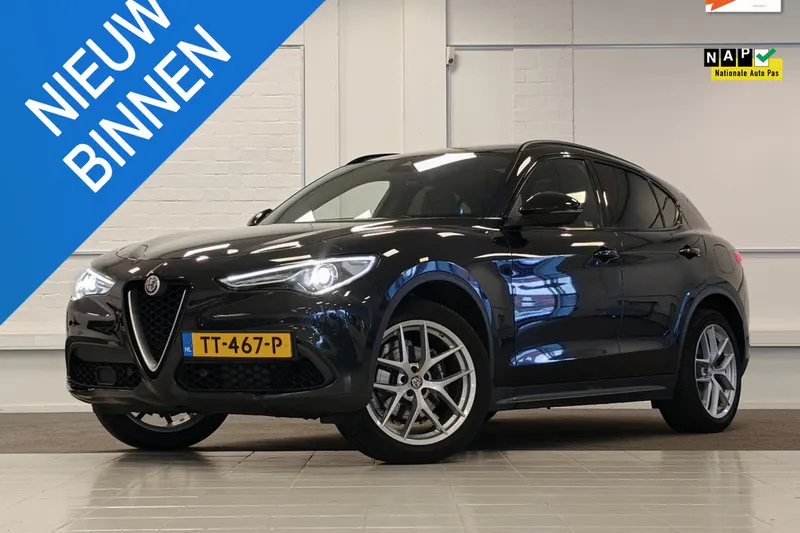 Alfa Romeo Stelvio (2018)