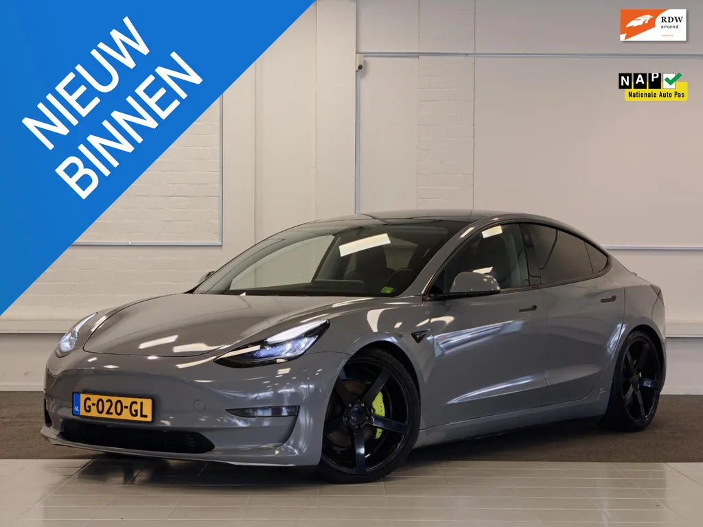 Tesla Model 3 (2019) — foto 1