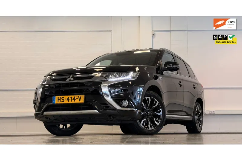 Mitsubishi Outlander (2015)