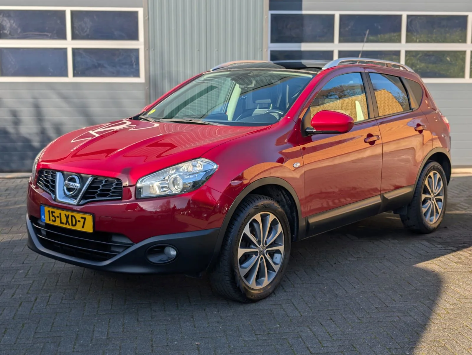 Nissan Qashqai (2010) — foto 1