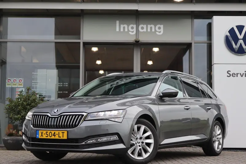 Škoda Superb (2024)