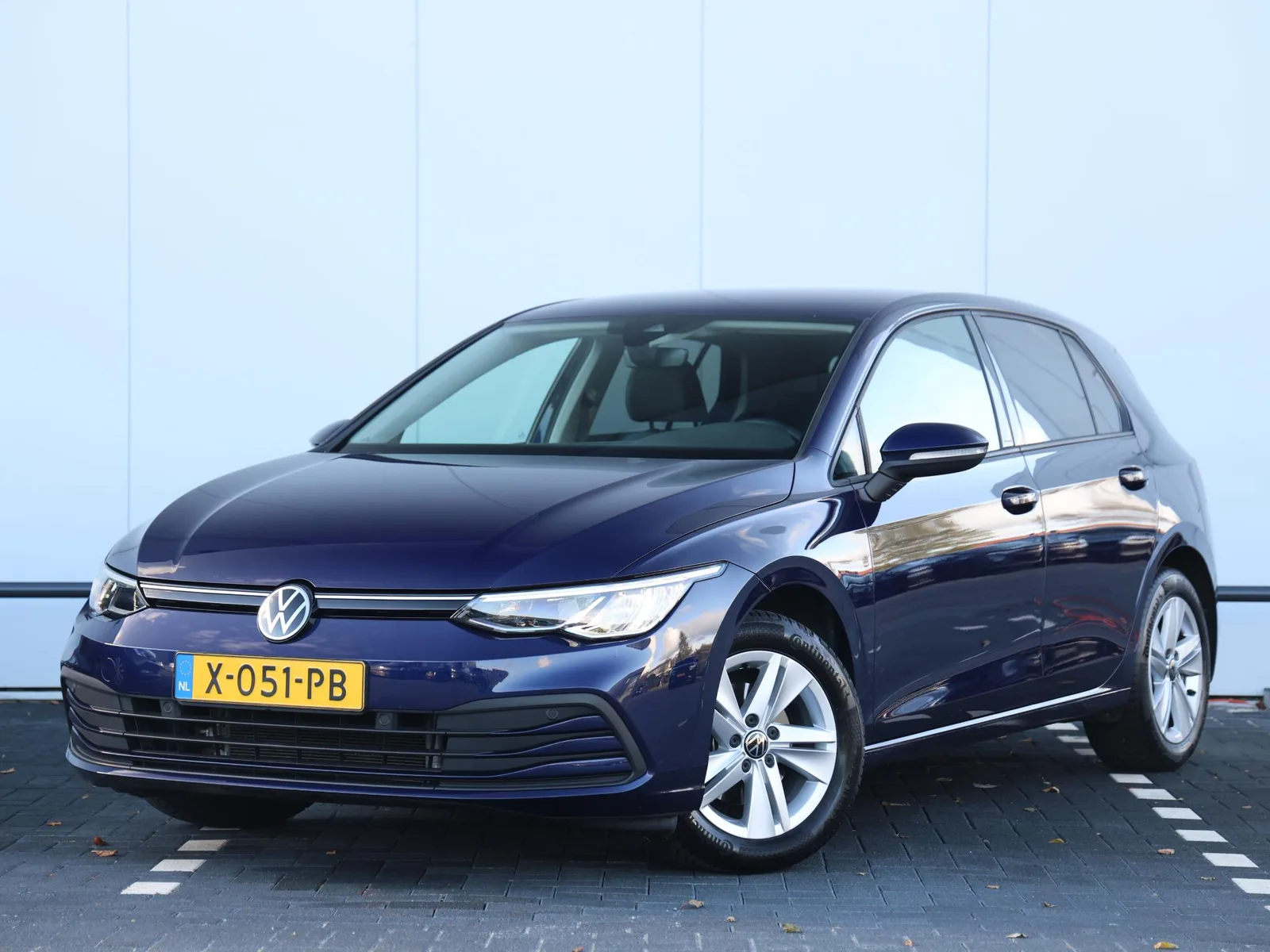 Volkswagen Golf (2024) — foto 1