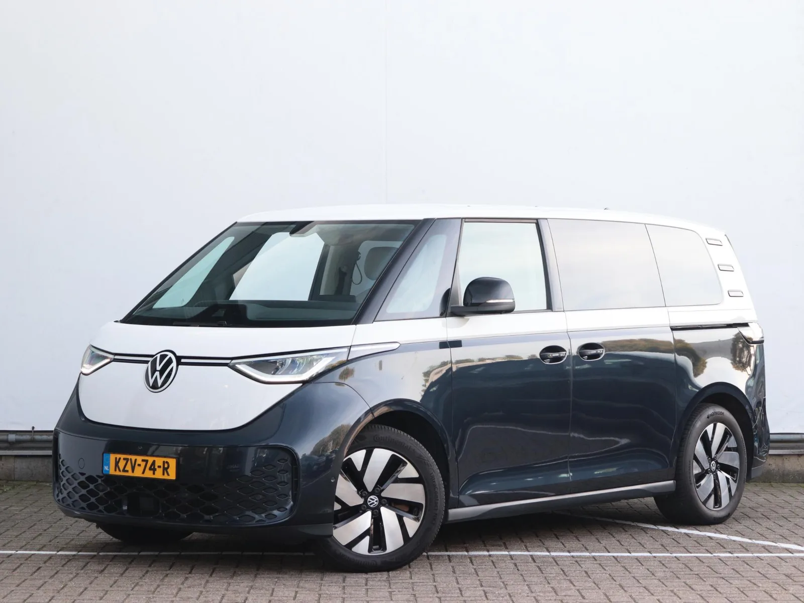 Volkswagen ID. Buzz (2023) — foto 1