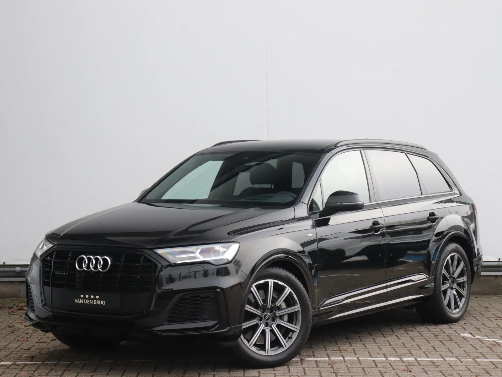 Audi Q7 (2023) — foto 1