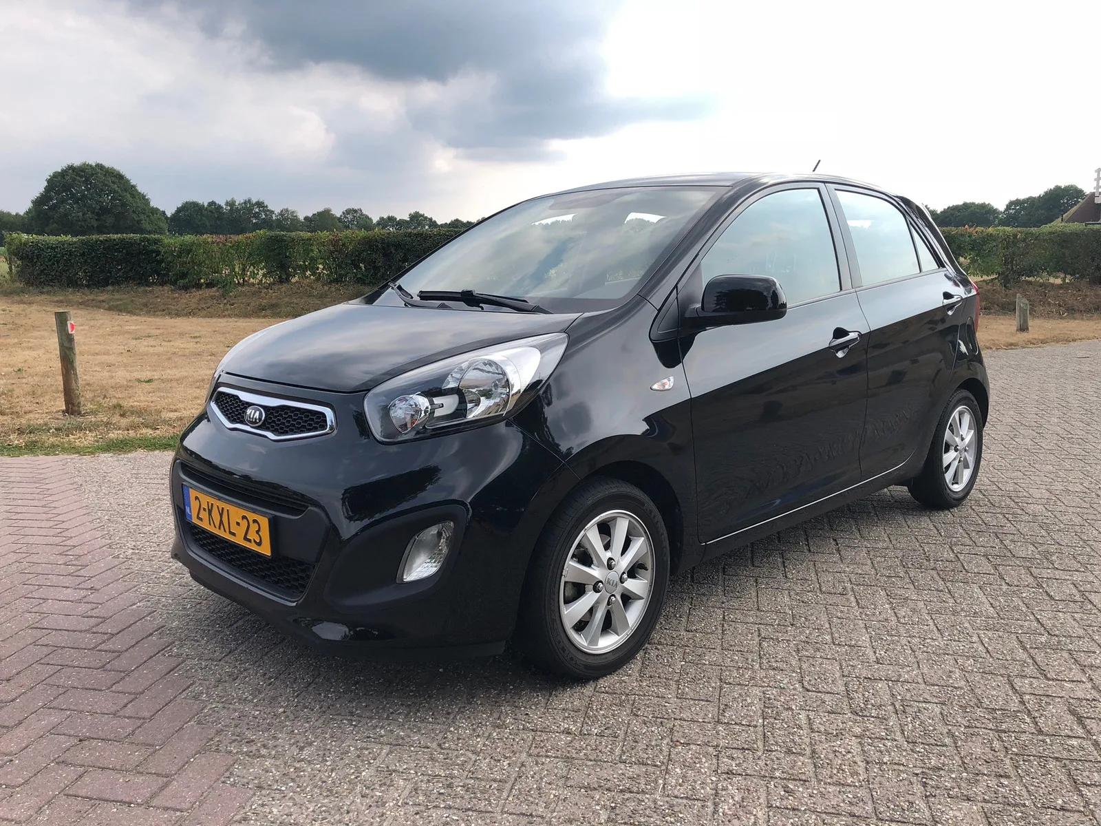 Kia Picanto (2013) — foto 1