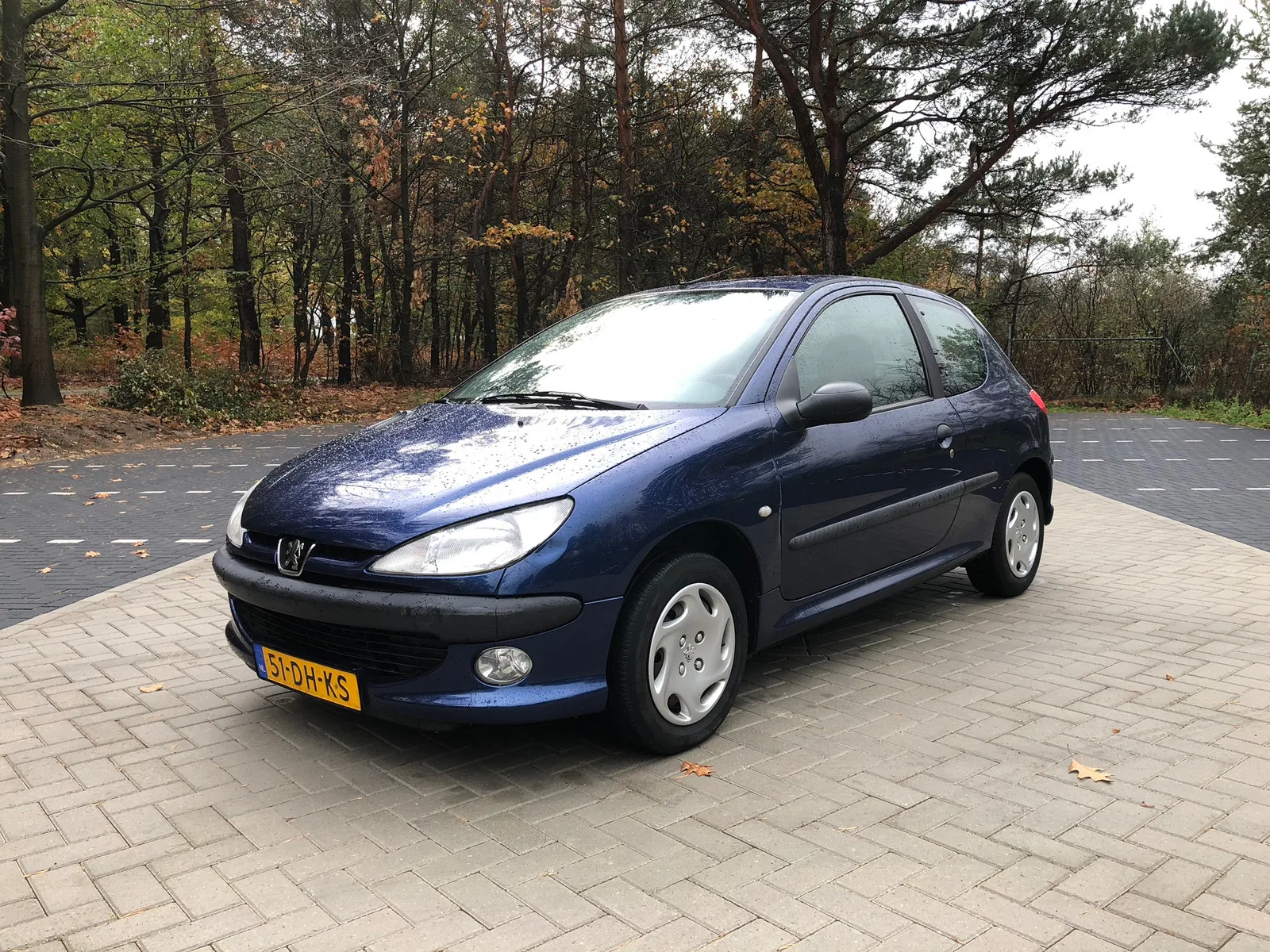 Peugeot 206 (2000) — foto 1