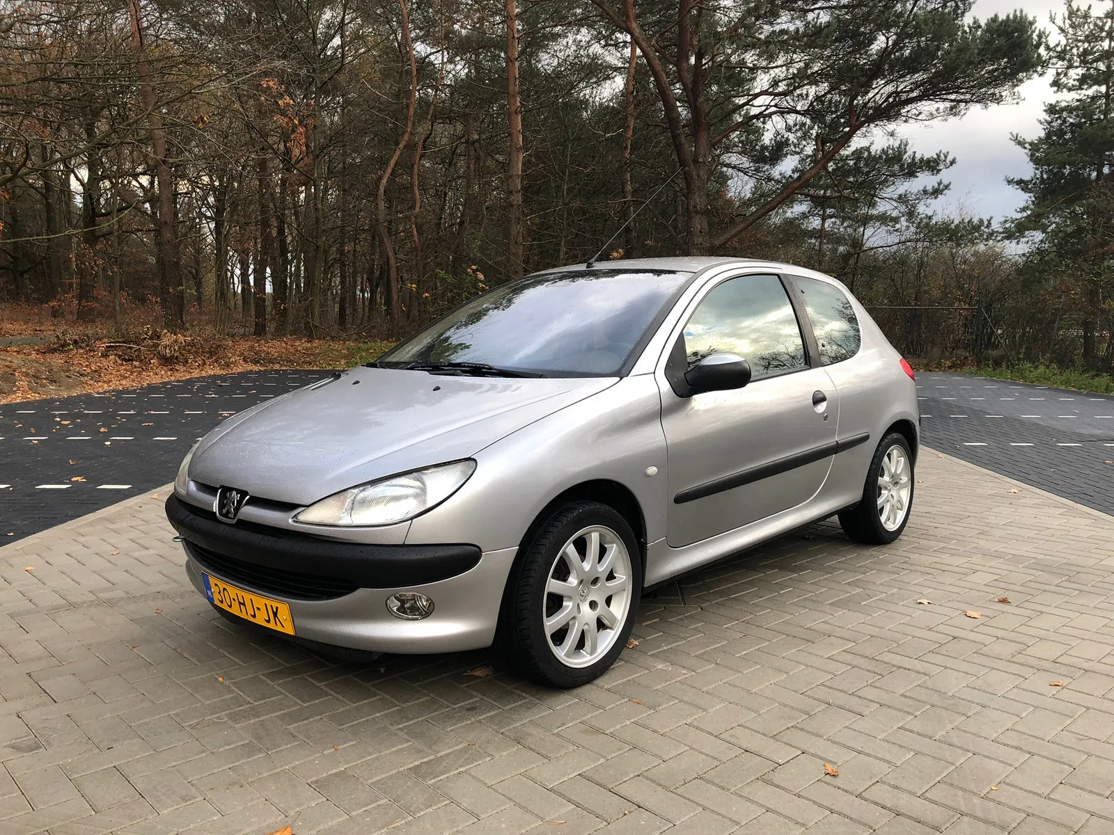 Peugeot 206 (2001) — foto 1