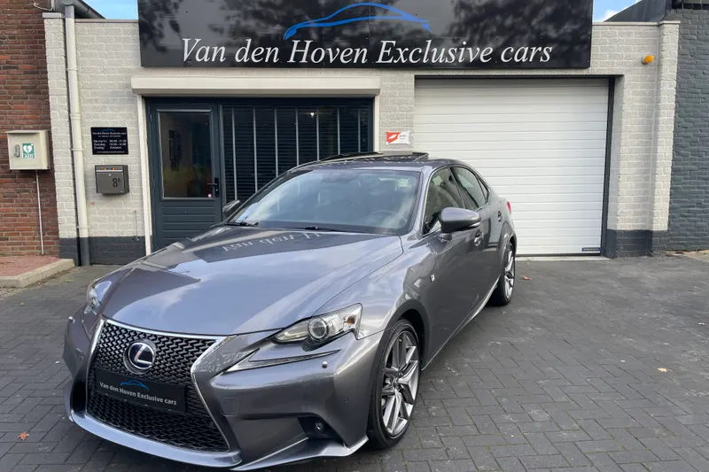 Lexus IS (2014)