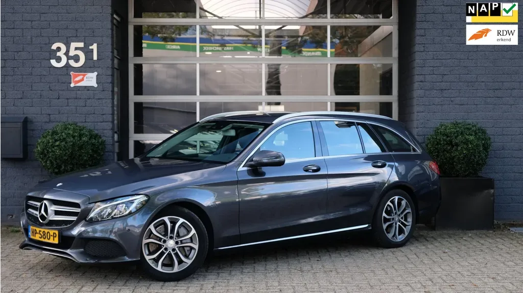 Mercedes-Benz C-Klasse (2015) — foto 1