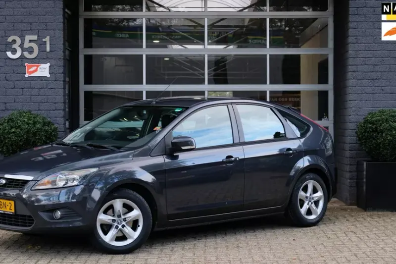 Ford Focus (2010)