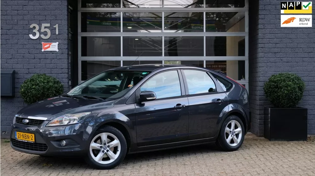 Ford Focus (2010) — foto 1