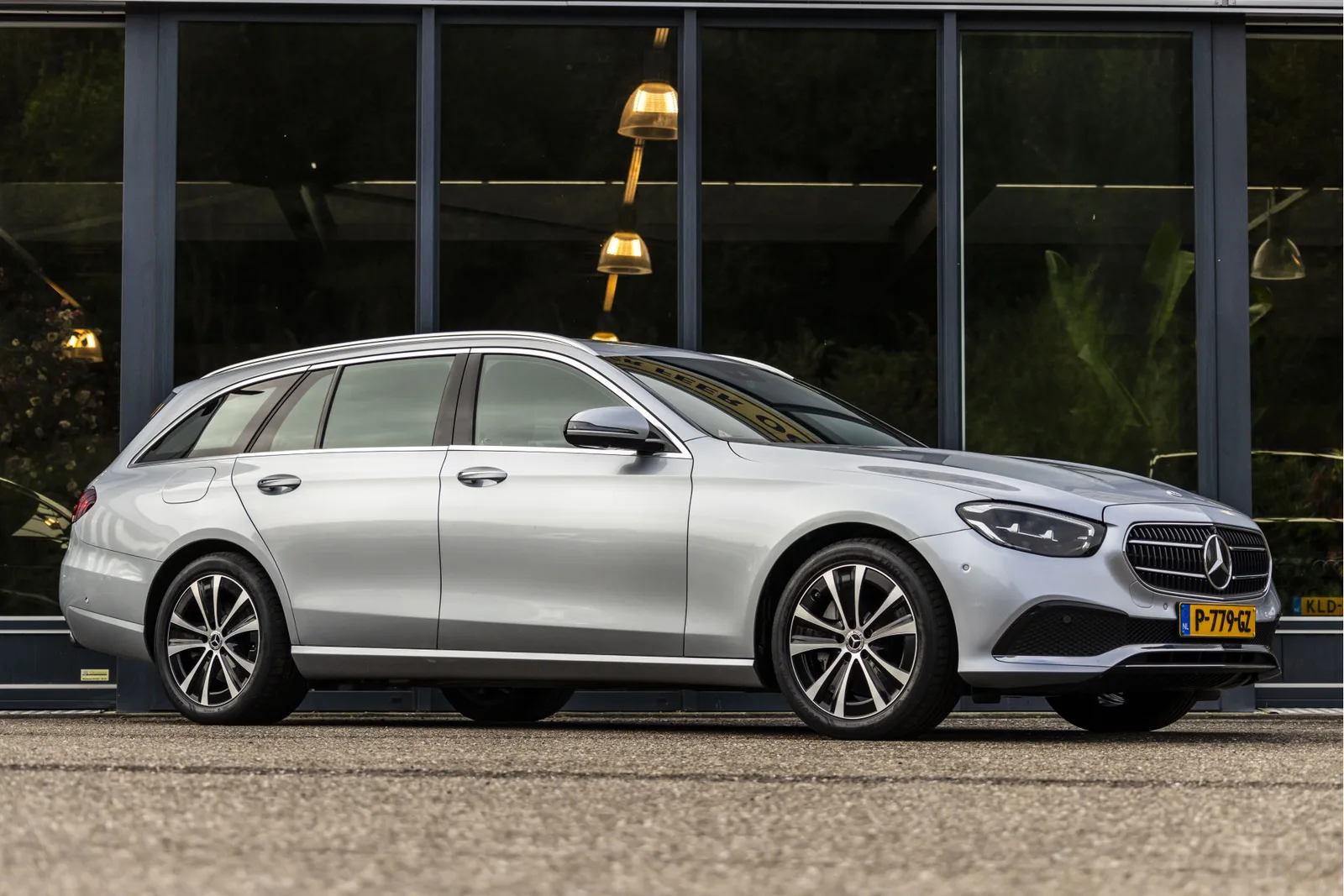 Mercedes-Benz E-Klasse (2022) — foto 1