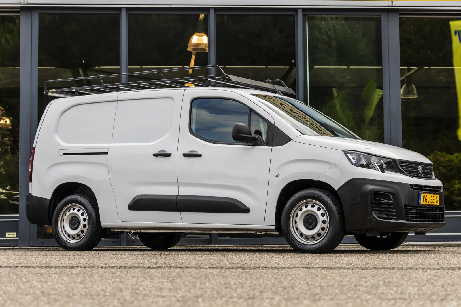 Peugeot Partner (2020) — foto 1