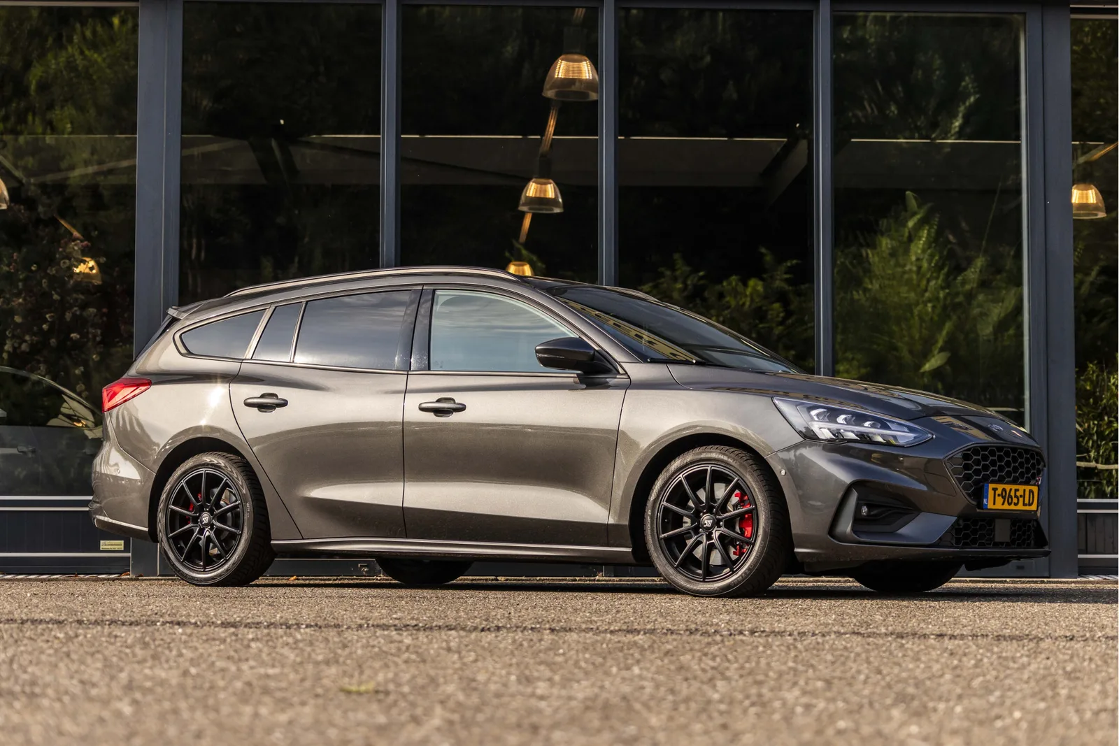 Ford Focus (2020) — foto 1