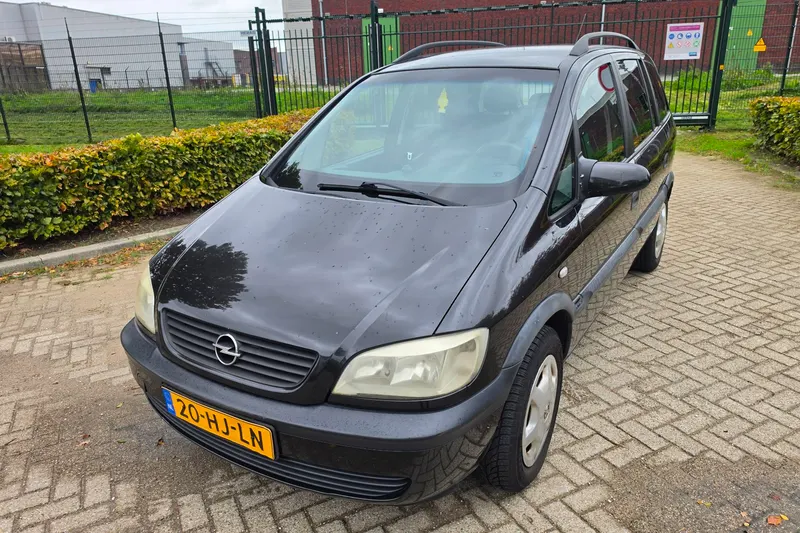 Opel Zafira (2001)