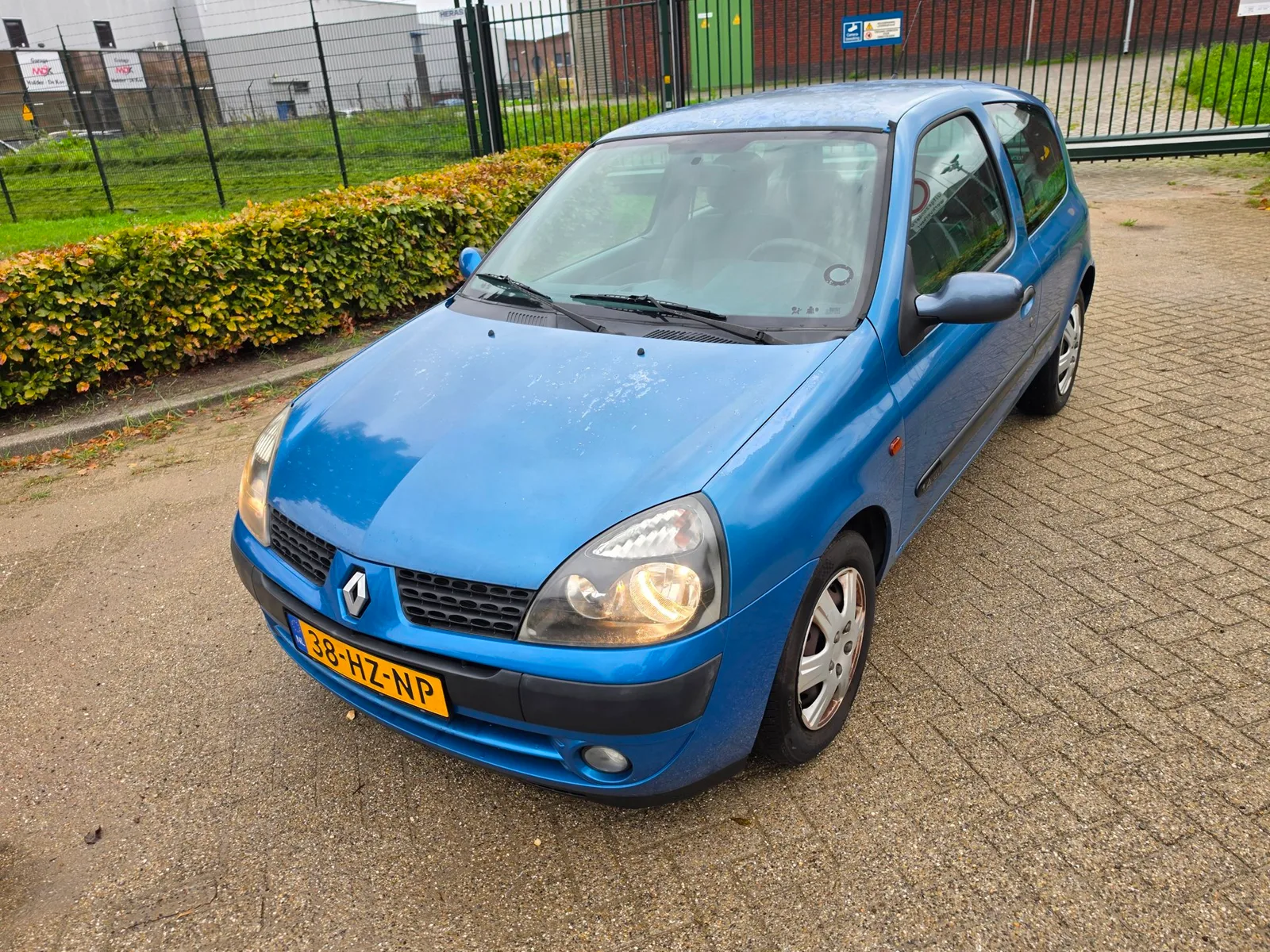 Renault Clio (2002) — foto 1