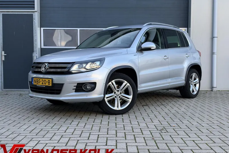 Volkswagen Tiguan (2015)