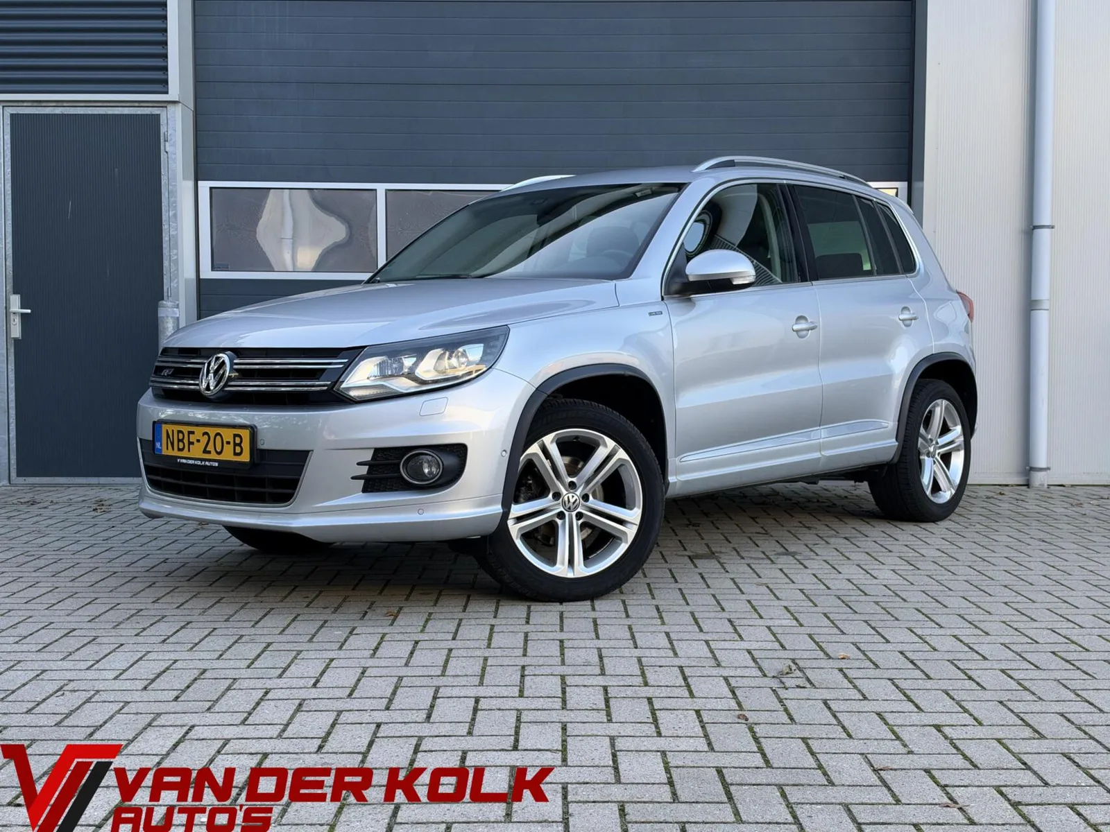 Volkswagen Tiguan (2015) — foto 1