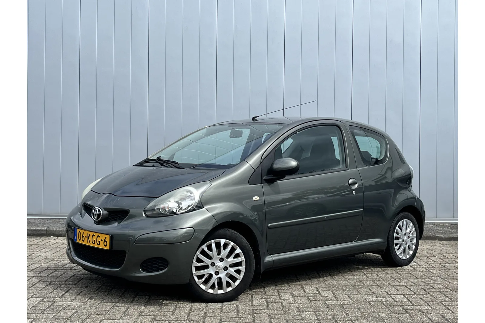 Toyota Aygo (2009) — foto 1