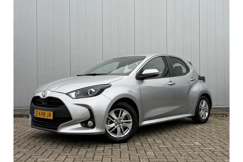 Toyota Yaris (2024)