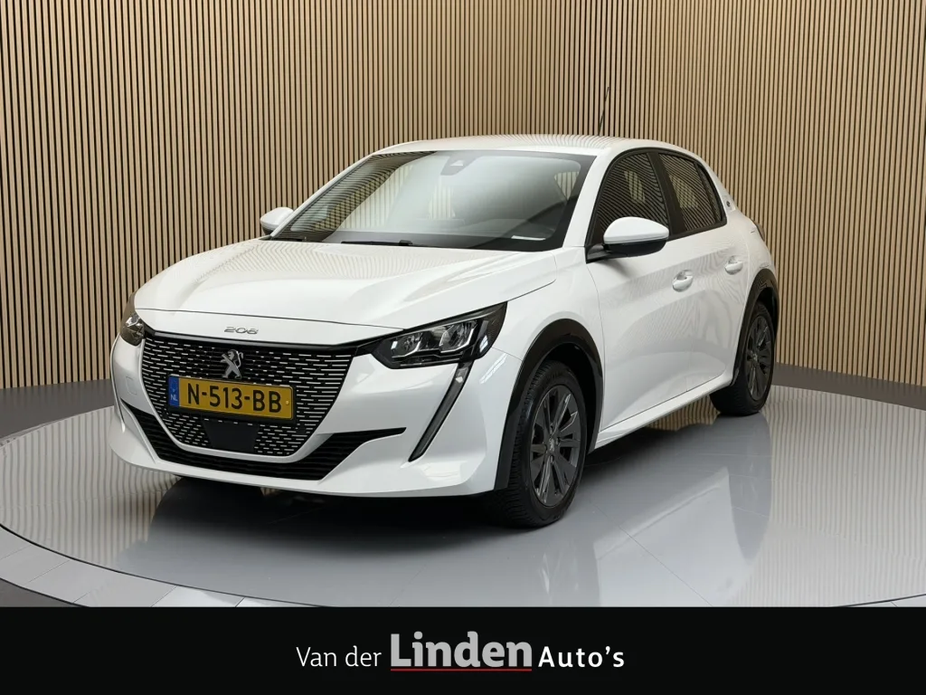 Peugeot e-208 (2021) — foto 1