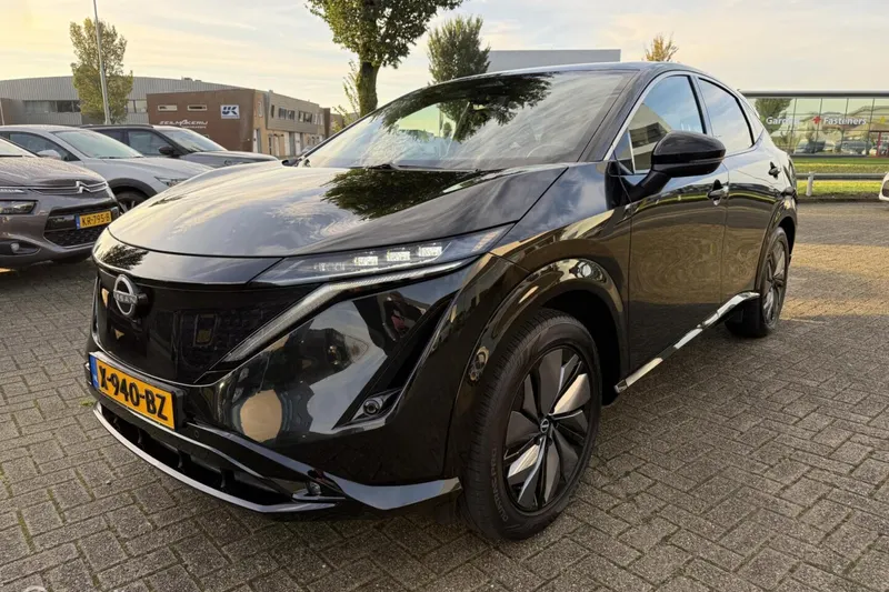 Nissan Ariya (2023)