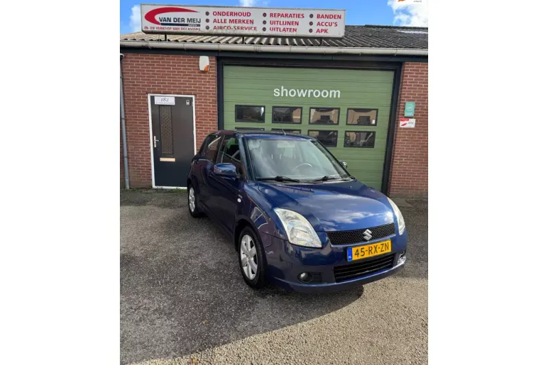 Suzuki Swift (2005)
