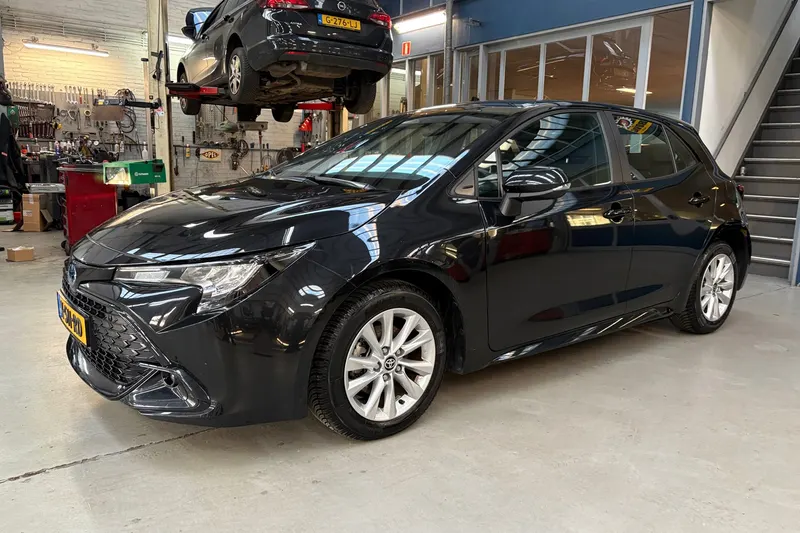 Toyota Corolla (2024)