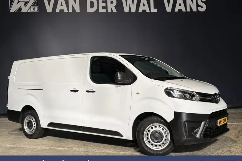 Toyota ProAce Worker (2023)