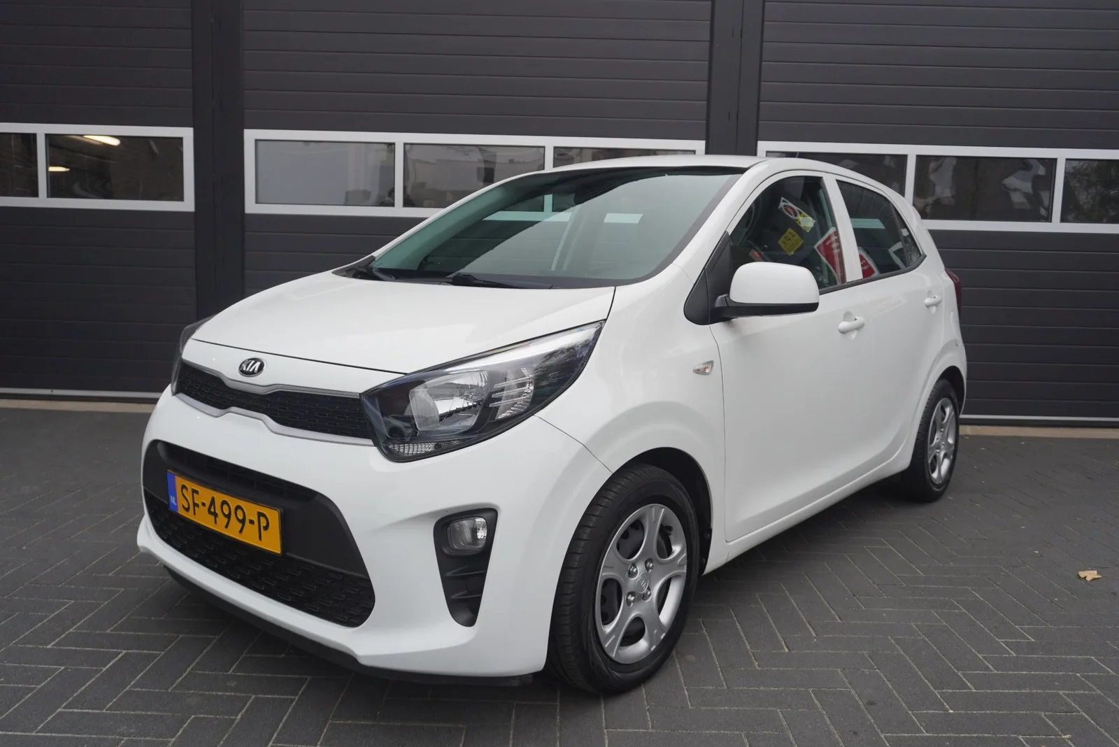 Kia Picanto (2018) — foto 1