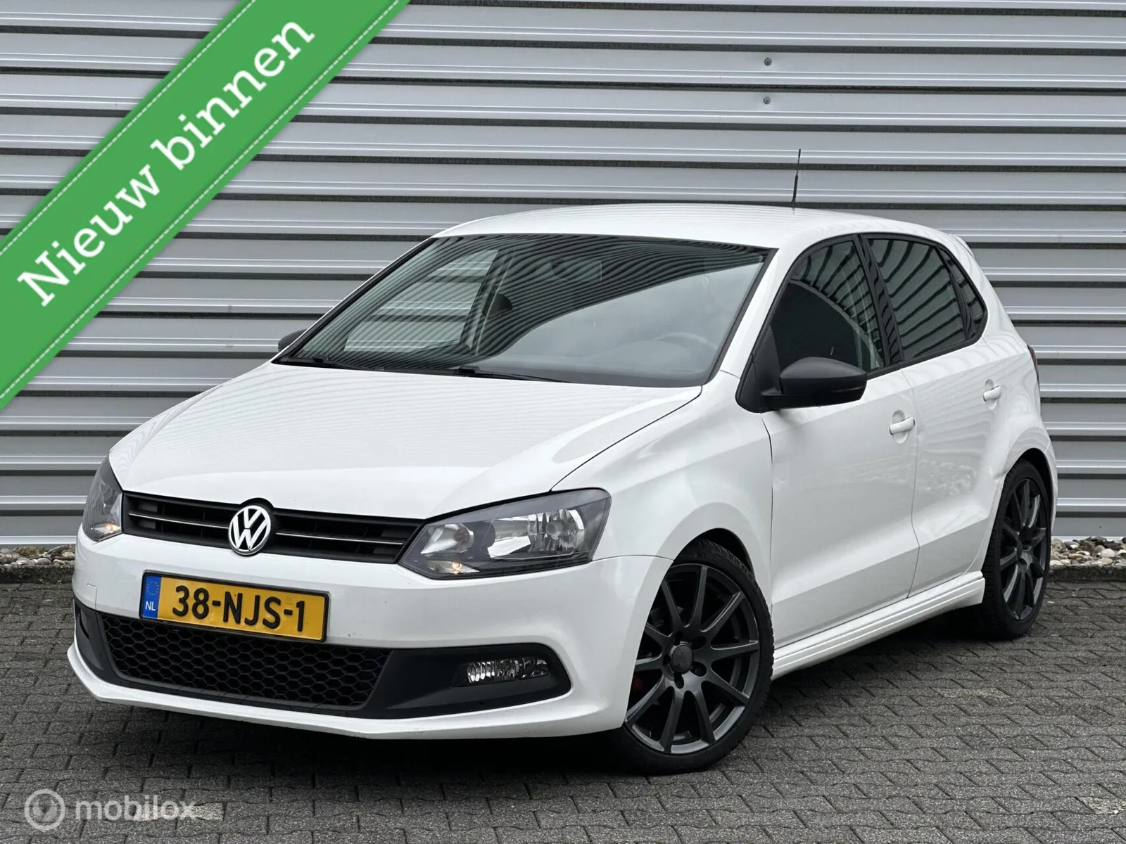 Volkswagen Polo (2010) — foto 1