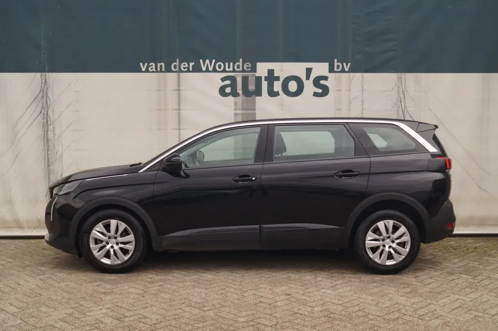 Peugeot 5008 (2023) — foto 1