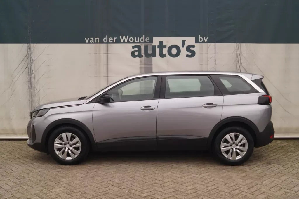 Peugeot 5008 (2024) — foto 1