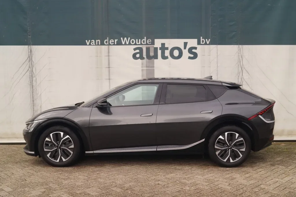 Kia EV6 (2022) — foto 1