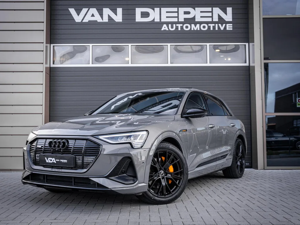 Audi e-tron (2022) — foto 1