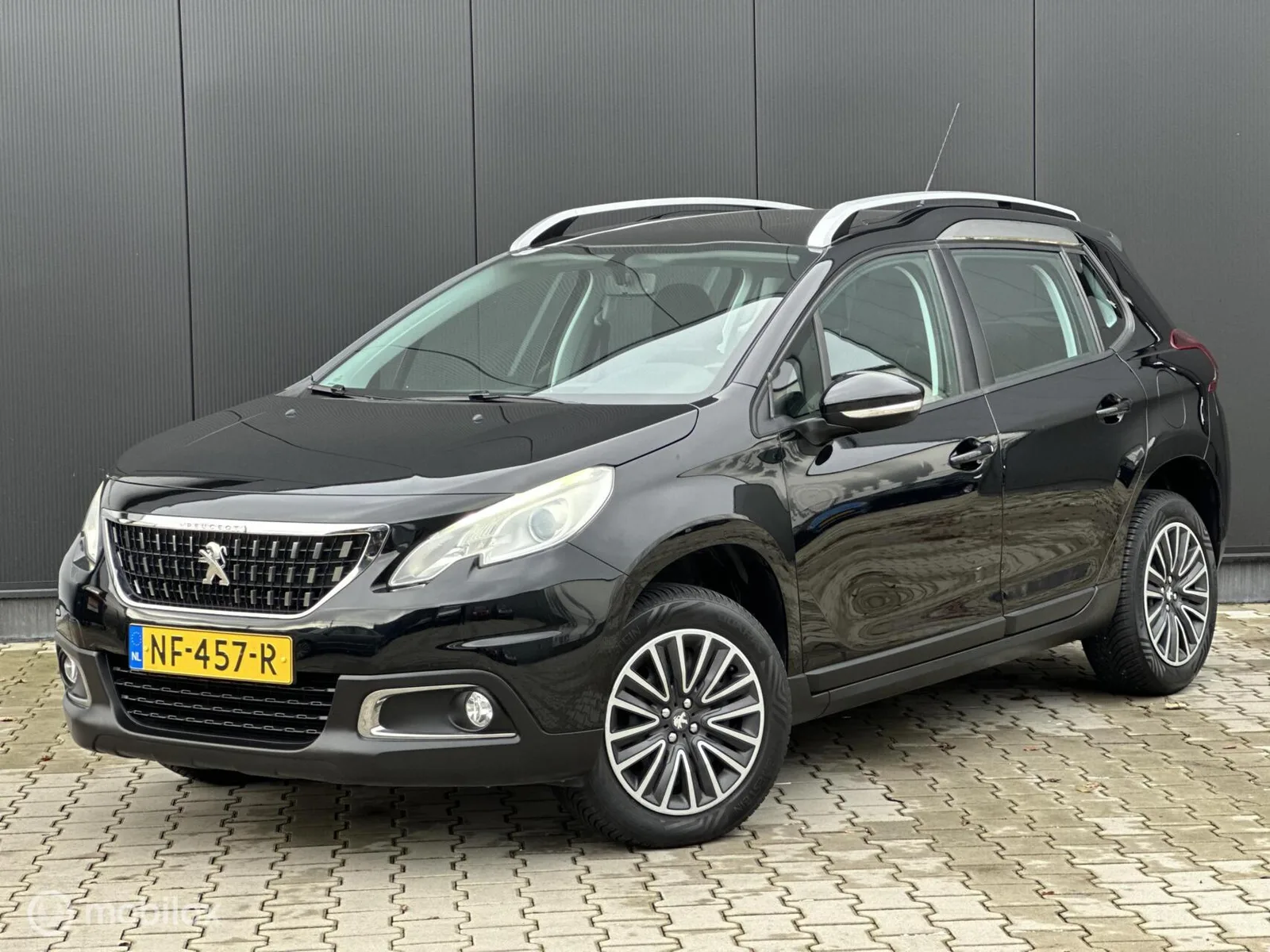 Peugeot 2008 (2017) — foto 1