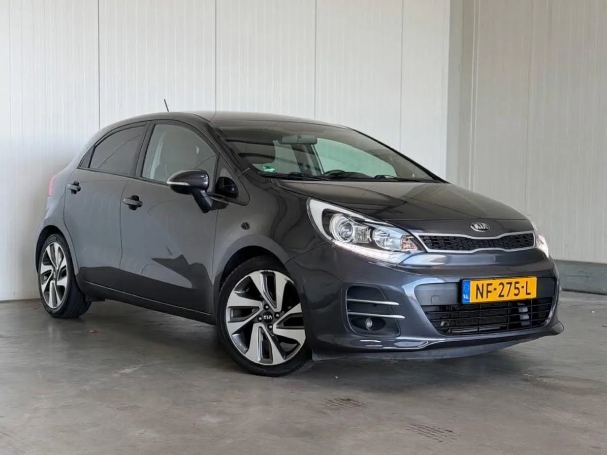 Kia Rio (2017) — foto 1