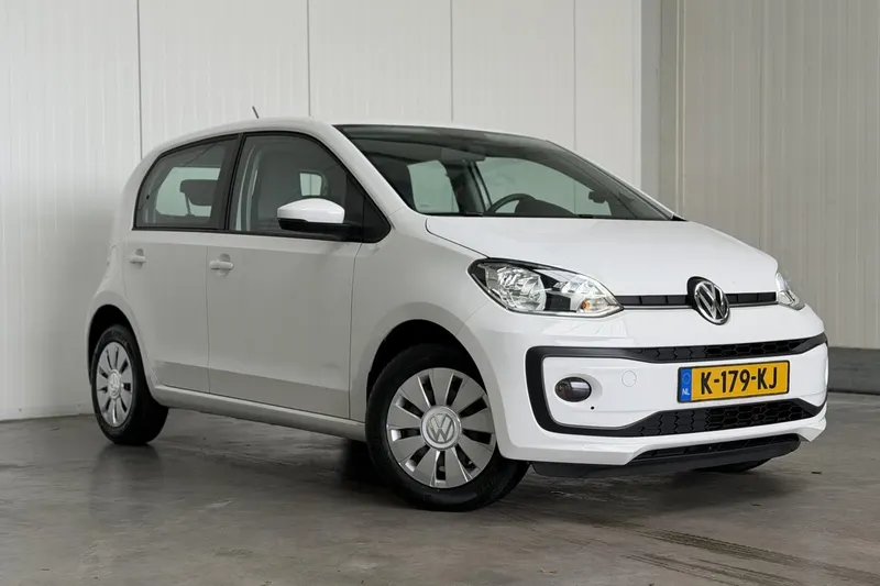 Volkswagen Up! (2017)