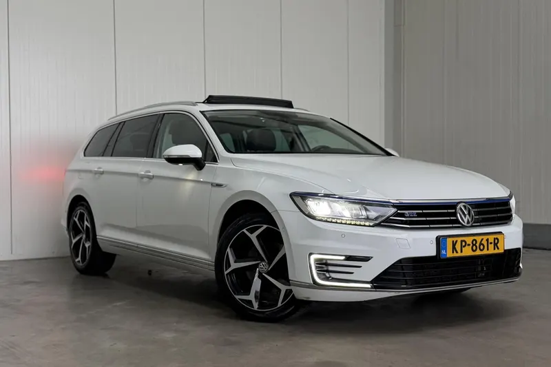 Volkswagen Passat (2016)