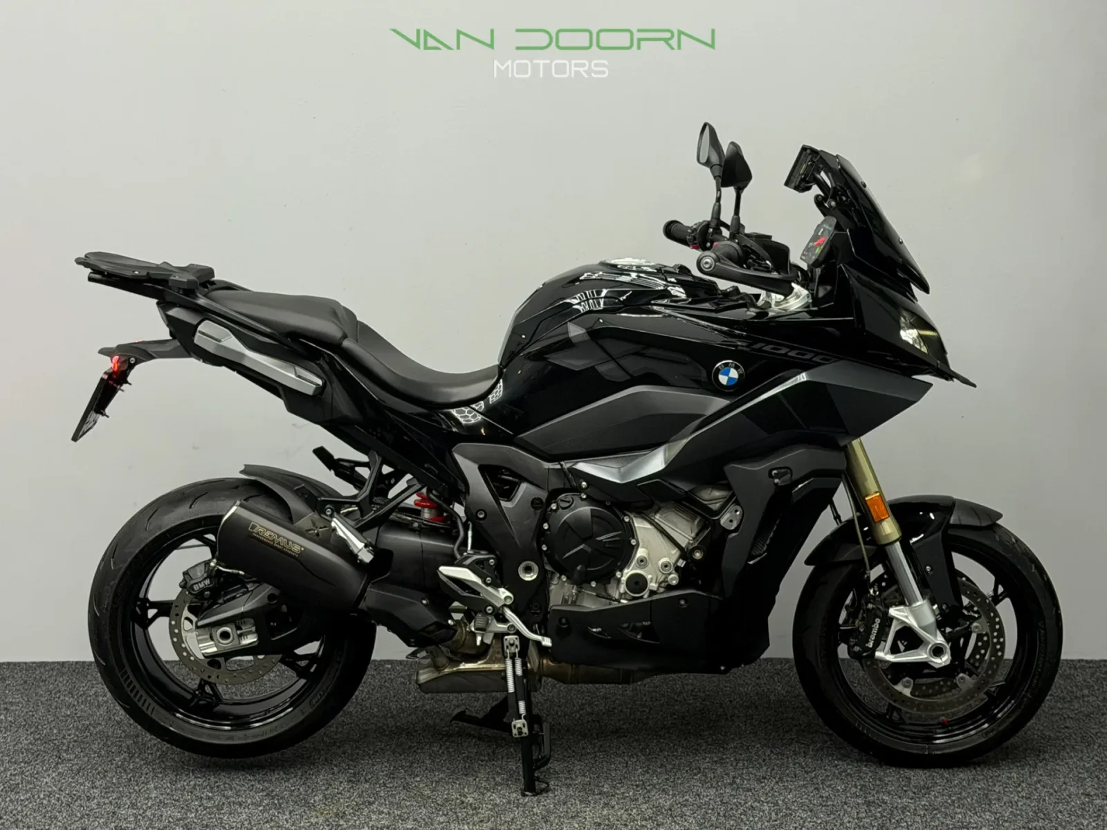 BMW S 1000 XR (2023) — foto 1