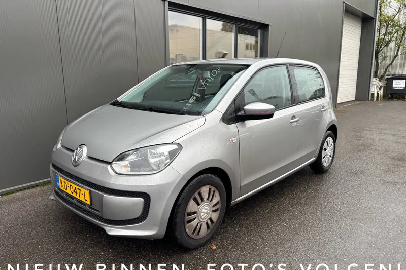 Volkswagen Up! (2016)
