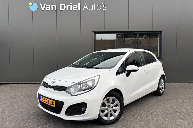 Kia Rio (2013)