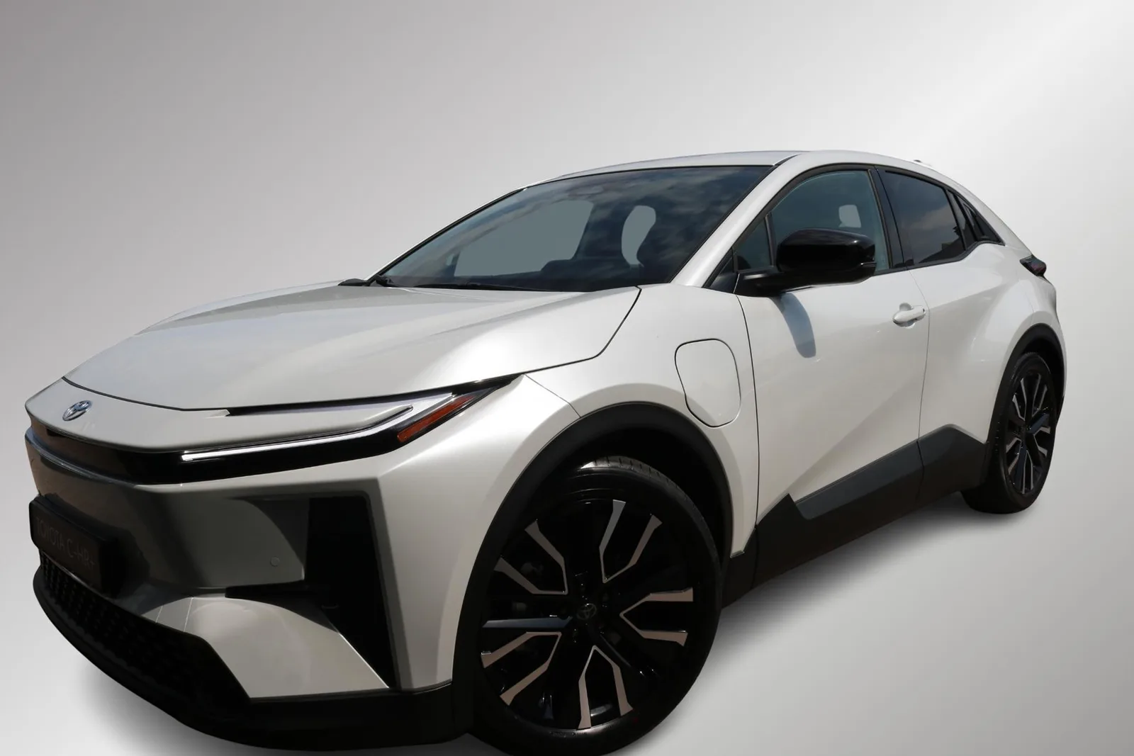Toyota C-HR+ (2026) — foto 1