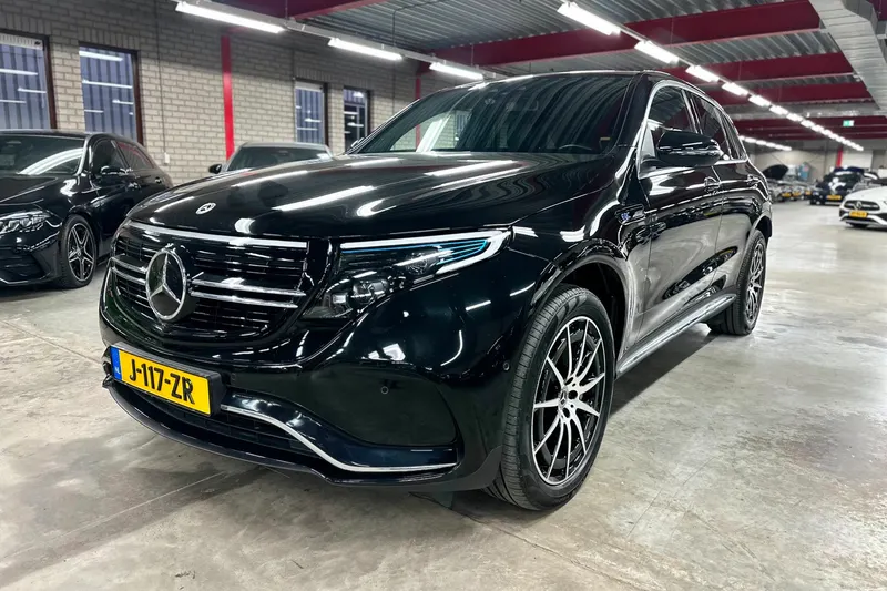Mercedes-Benz EQC (2020)
