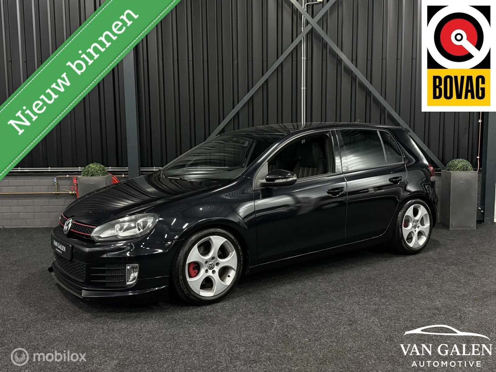 Volkswagen Golf (2009) — foto 1