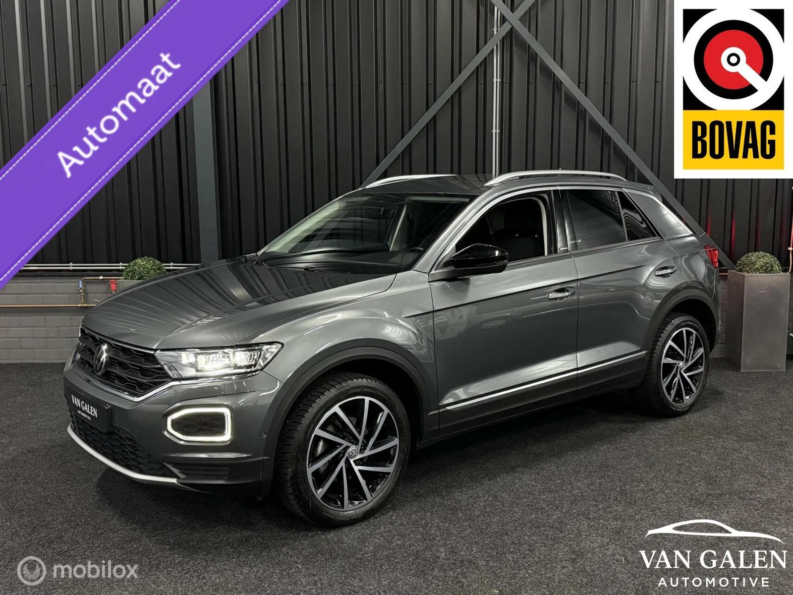 Volkswagen T-Roc (2021) — foto 1