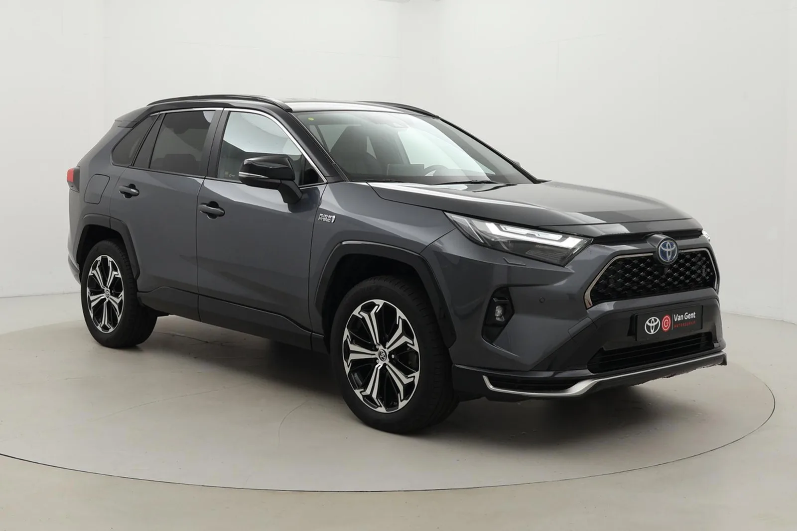 Toyota RAV4 (2022) — foto 1