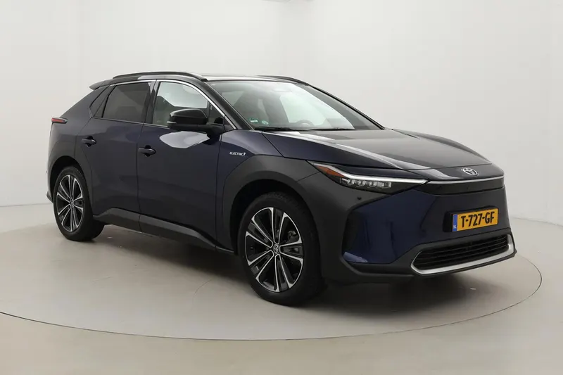 Toyota bZ4X (2023)